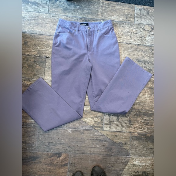 Cambio NWOT size 10, lavander, wide leg, length is 29 - Picture 1 of 7